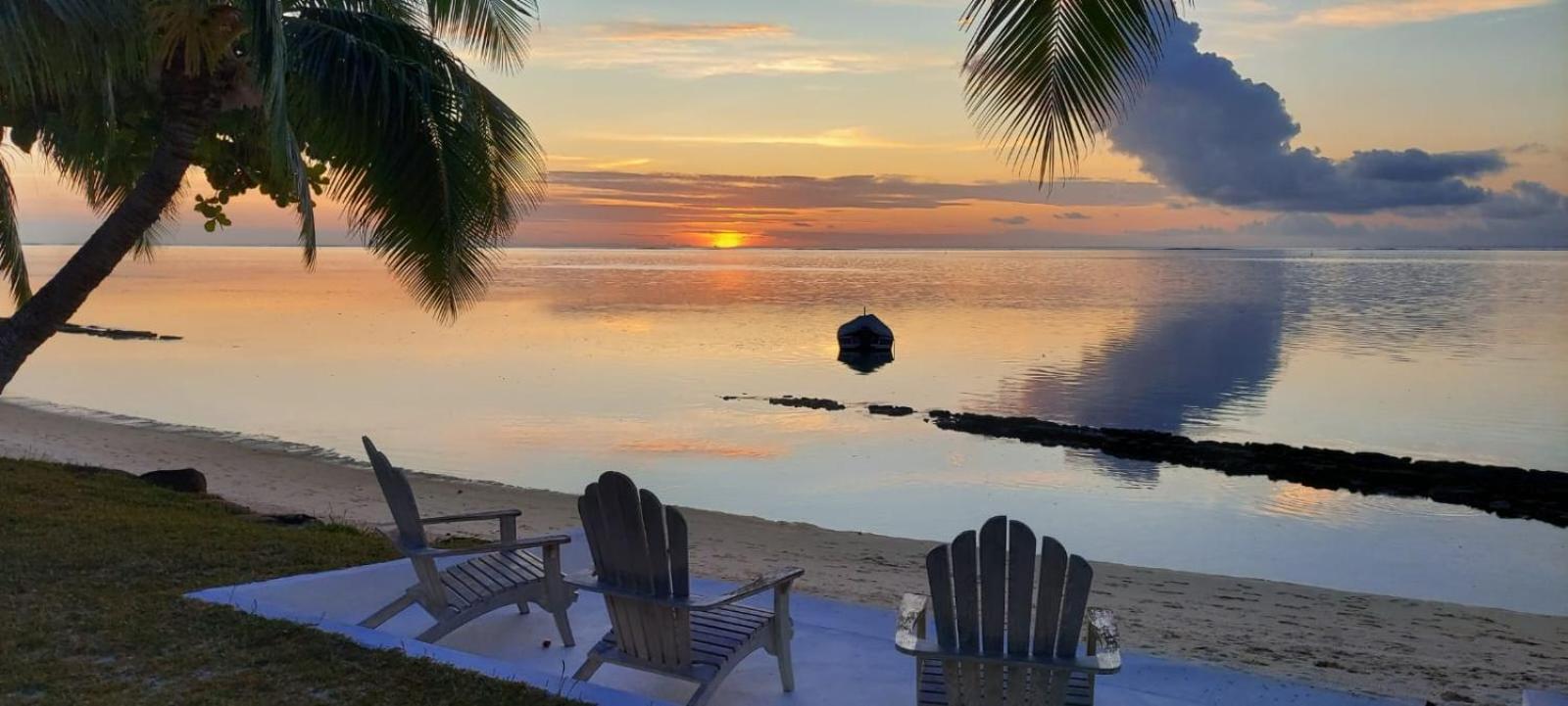 Moorea Island Beach Hotel Exteriör bild
