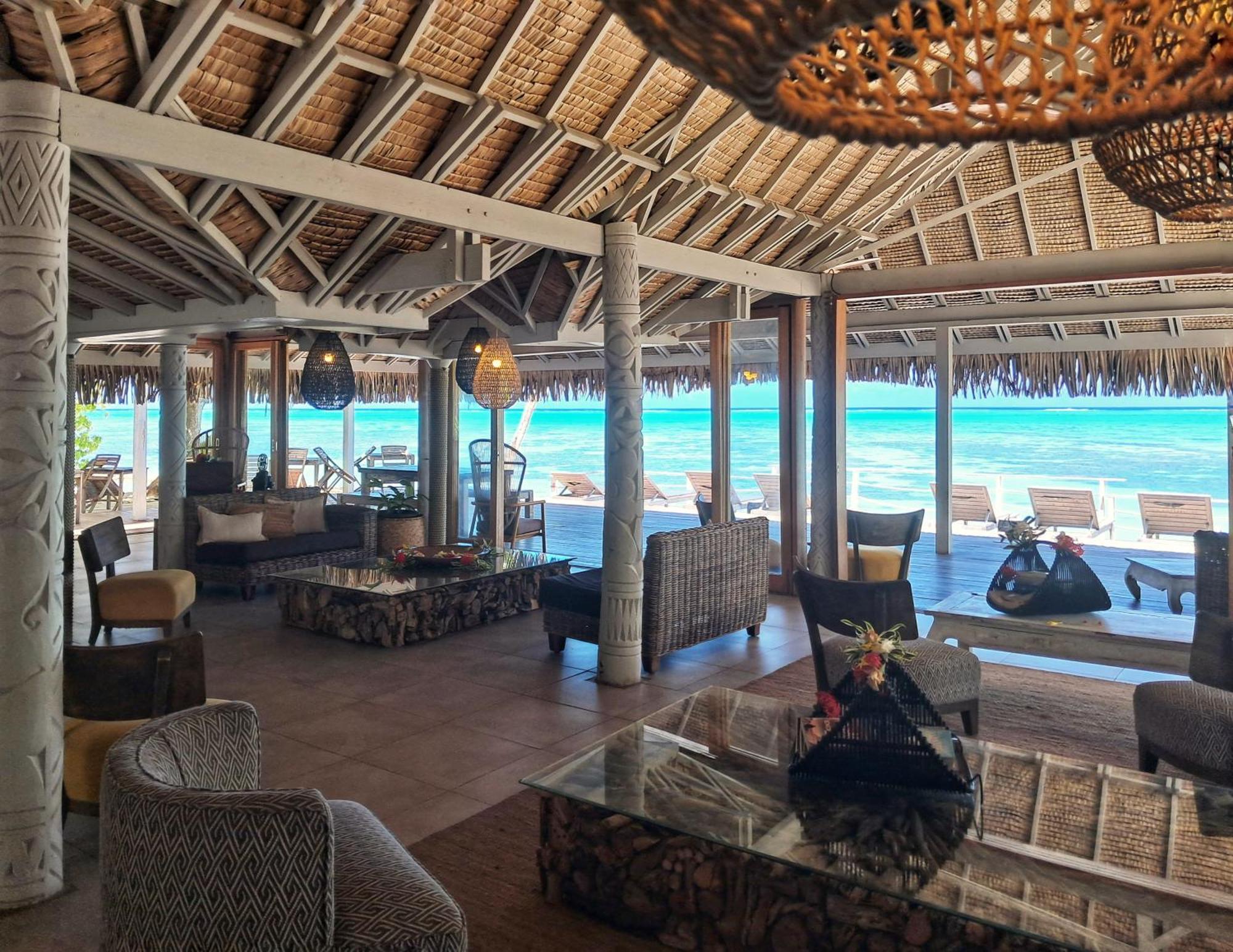 Moorea Island Beach Hotel Exteriör bild