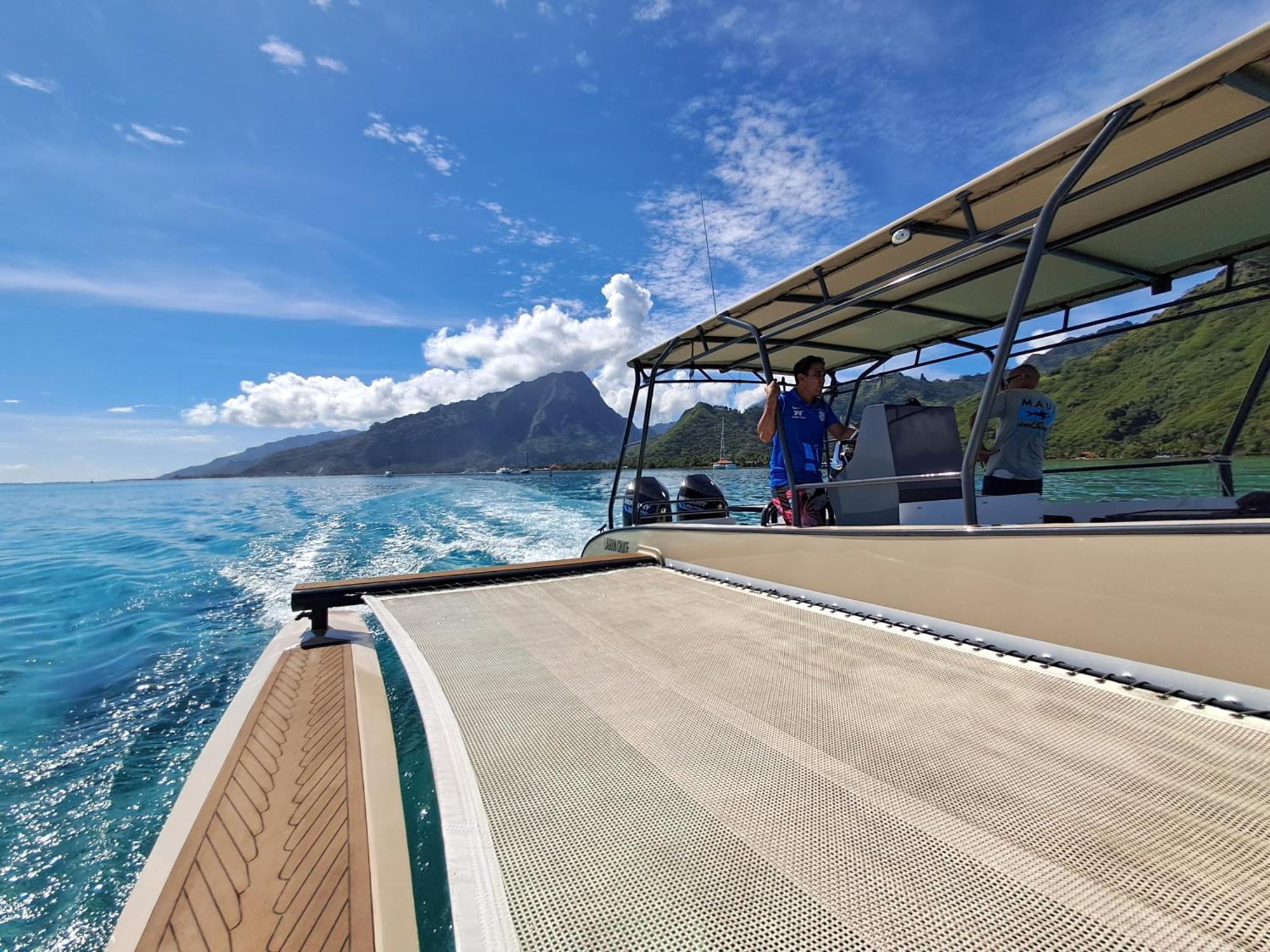 Moorea Island Beach Hotel Exteriör bild
